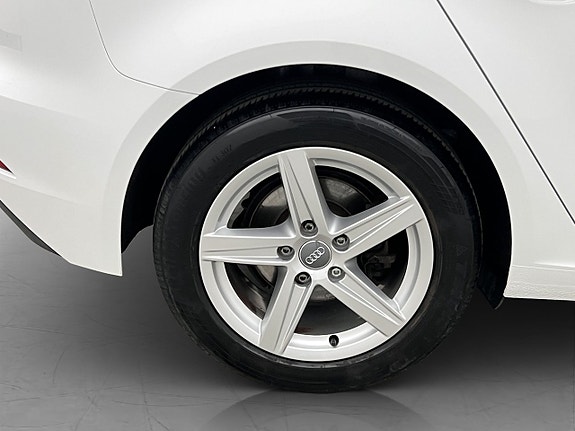Audi A3 27 of 28