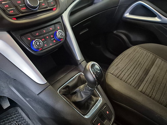 Opel Zafira Tourer 14 of 18