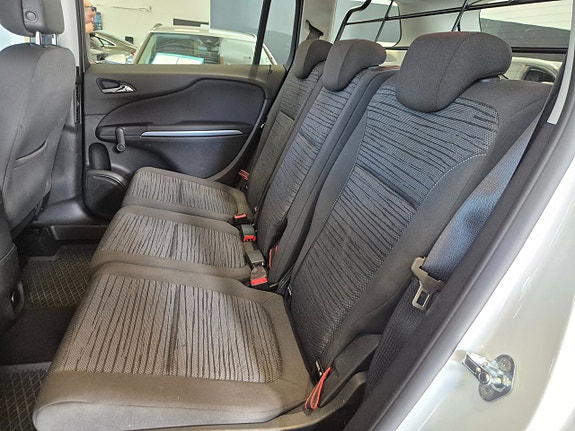 Opel Zafira Tourer 10 of 18