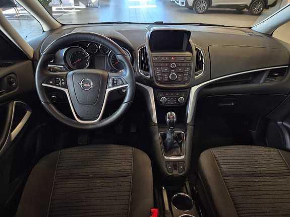 Opel Zafira Tourer 11 of 18