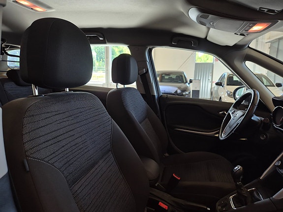 Opel Zafira Tourer 16 of 18