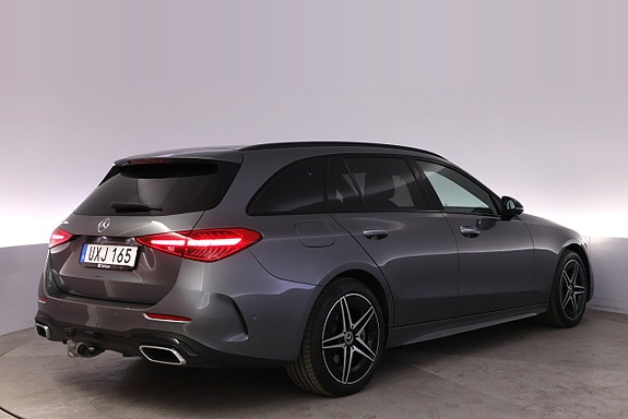 Mercedes-Benz C300 5 of 5