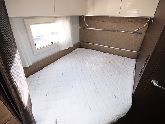Adria 573 UP 12 of 15