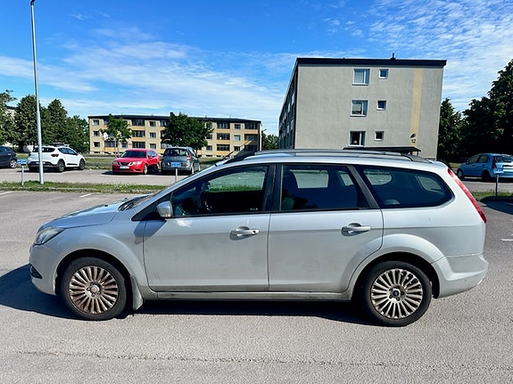 Ford Focus 5 of 5