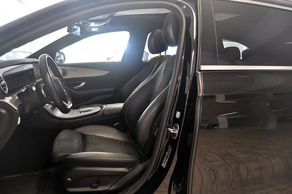 Mercedes-Benz E220 5 of 5