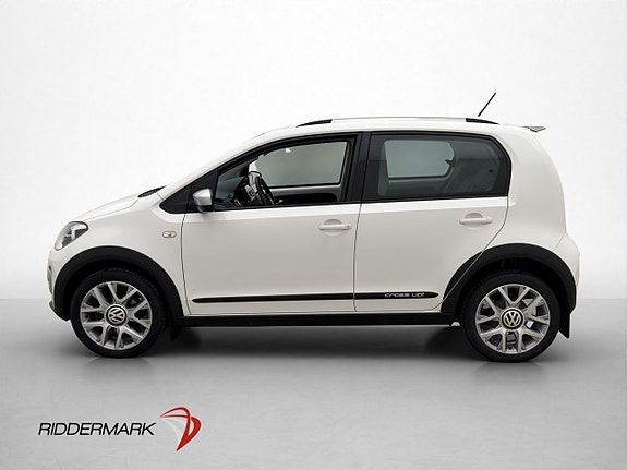 Volkswagen Up! Cross 4 of 5