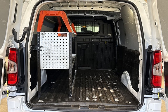 Peugeot Partner 21 of 23