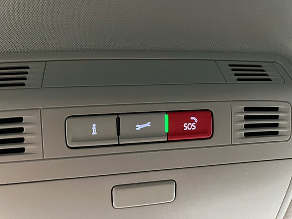 Volkswagen Passat 20 of 30