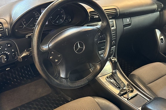 Mercedes-Benz C180 6 of 10
