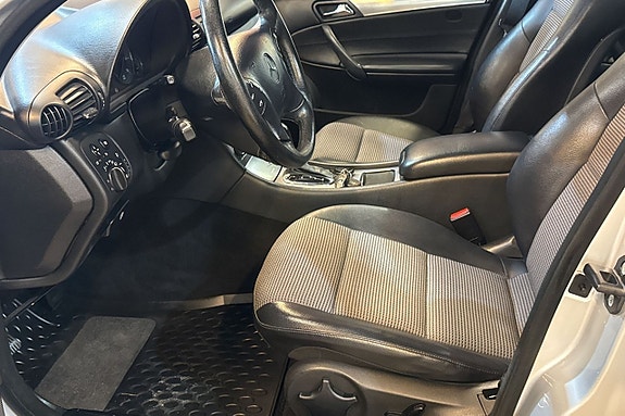 Mercedes-Benz C180 5 of 5