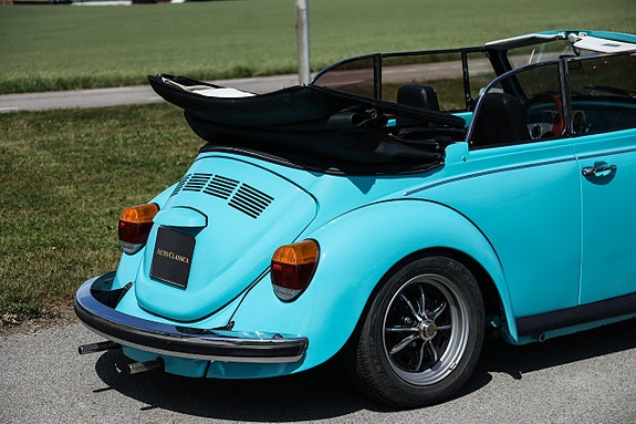 Volkswagen 1302 9 of 16