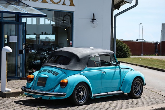 Volkswagen 1302 11 of 16