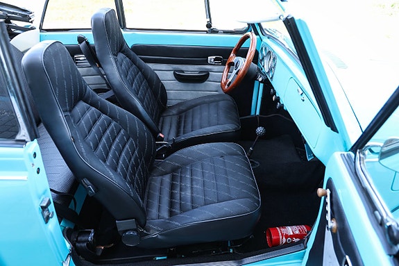 Volkswagen 1302 14 of 16