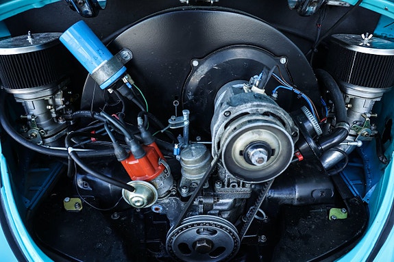 Volkswagen 1302 16 of 16