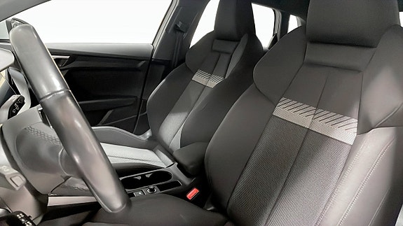 Audi A3 8 of 13