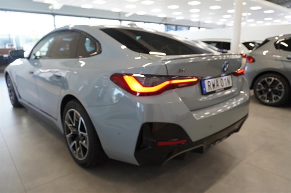 BMW i4 4 of 5