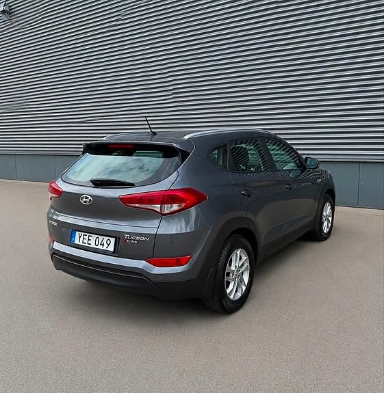 Hyundai Tucson 4 of 5