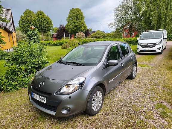 Renault Clio 3 of 5