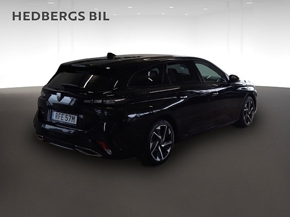 Peugeot 308 SW 3 of 5