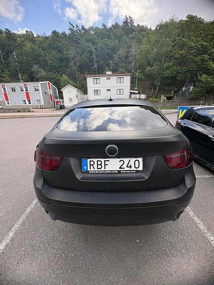 BMW X6 10 of 12