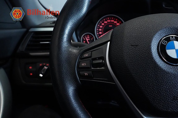 BMW 320d 18 of 25