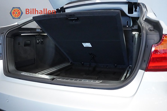BMW 320d 9 of 25