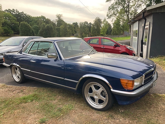 Mercedes-Benz 450 SLC 2 of 5