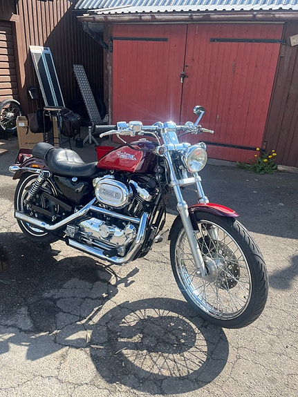 Harley-Davidson 3 of 4