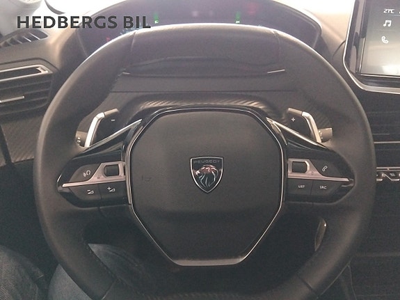 Peugeot 208 11 of 17
