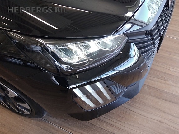Peugeot 208 13 of 17