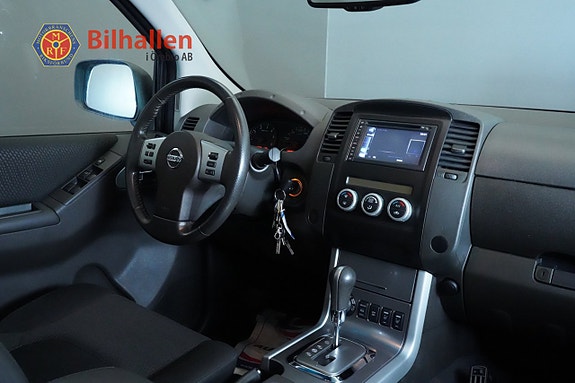 Nissan Navara 12 of 25