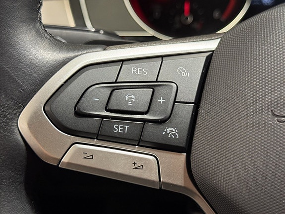 Volkswagen Passat 23 of 23