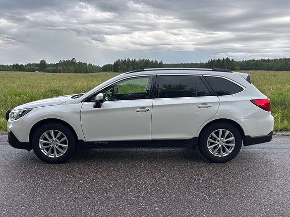 Subaru Outback 4 of 5
