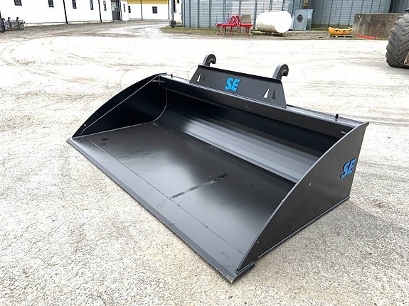 SE Equipment  planeringsskopor St Bm 3 of 5