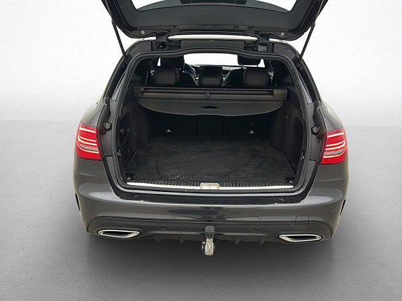 Mercedes-Benz C200 29 of 30