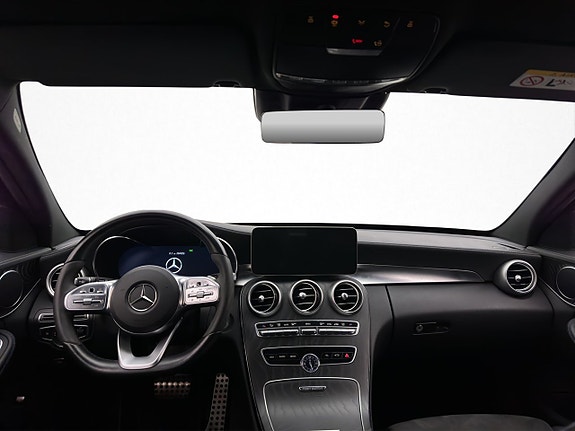 Mercedes-Benz C200 11 of 30
