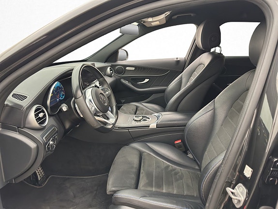 Mercedes-Benz C200 10 of 30