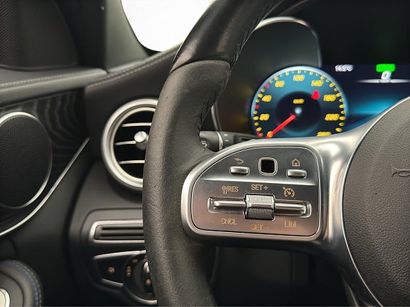 Mercedes-Benz C200 12 of 30