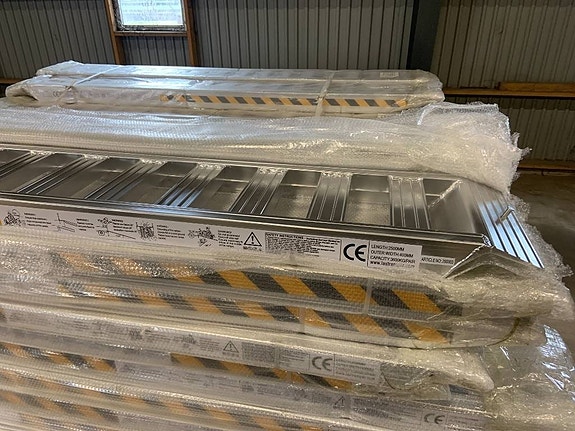SE Equipment  lastramper i aluminium 2 of 4