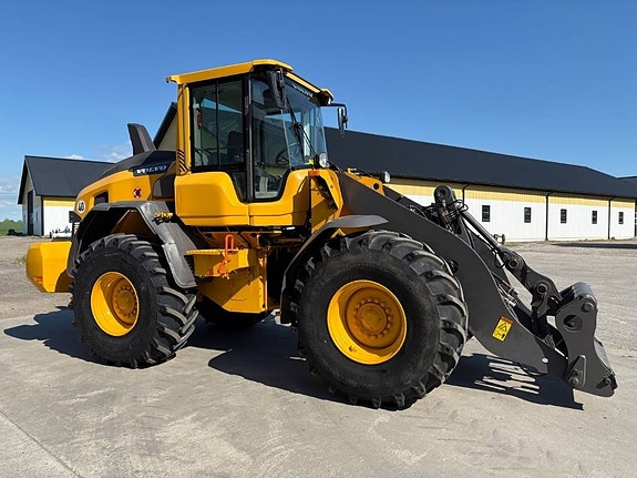Volvo L70H lastmaskin, nya traktordäck, long boom 5 of 8