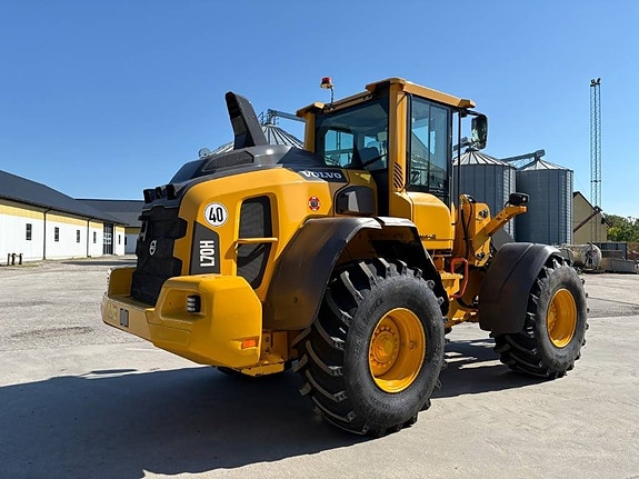 Volvo L70H lastmaskin, nya traktordäck, long boom 6 of 8