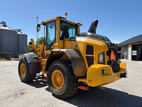 Volvo L90H lastmaskin, steg 5 motor, spakstyrning 2 of 7