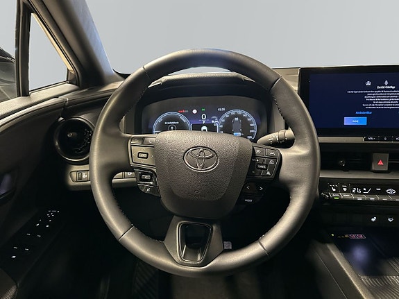 Toyota C-HR 9 of 13