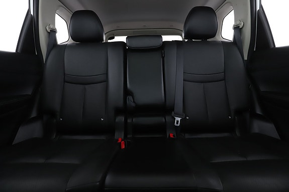 Nissan X-Trail 14 of 30