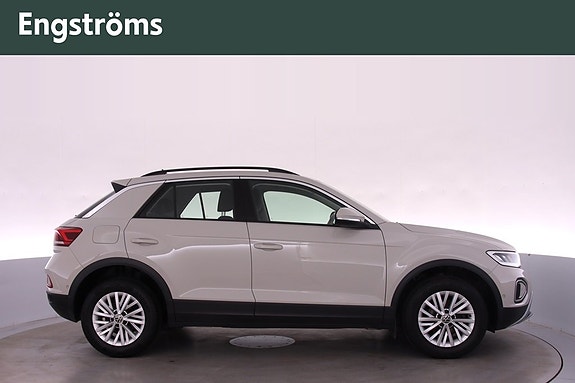Volkswagen T-Roc 2 of 5