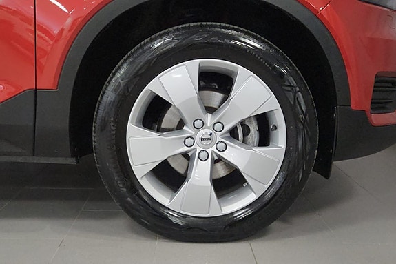 Volvo XC40 5 of 5