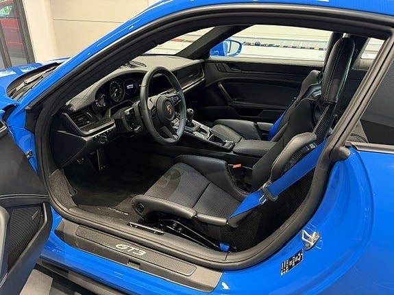 Porsche 911 GT3 10 of 28
