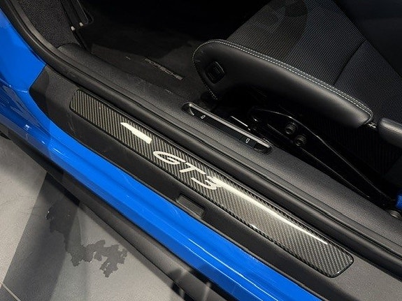 Porsche 911 GT3 15 of 28