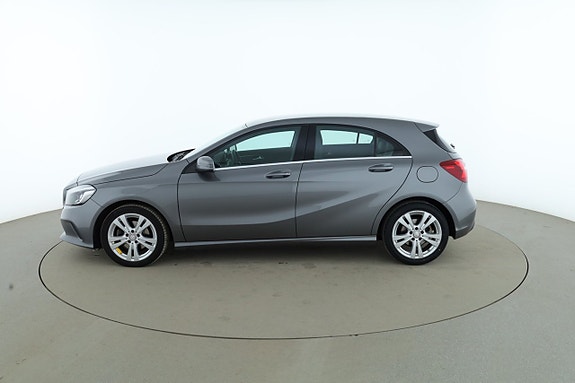 Mercedes-Benz A200 2 of 5