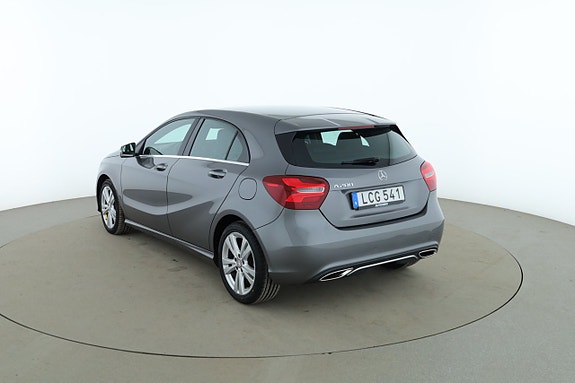 Mercedes-Benz A200 3 of 5